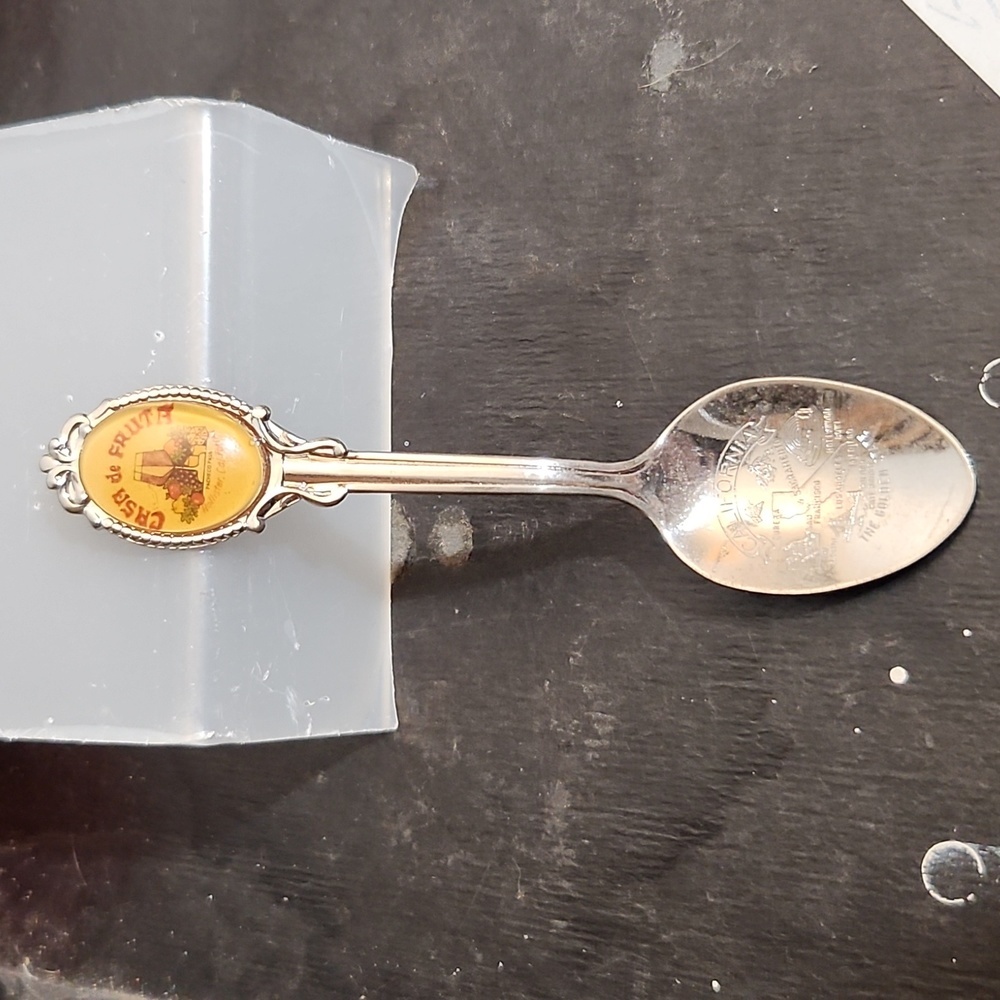 Single Silver Colored Collextors Spoon Casa De Fruta Hollister Ca